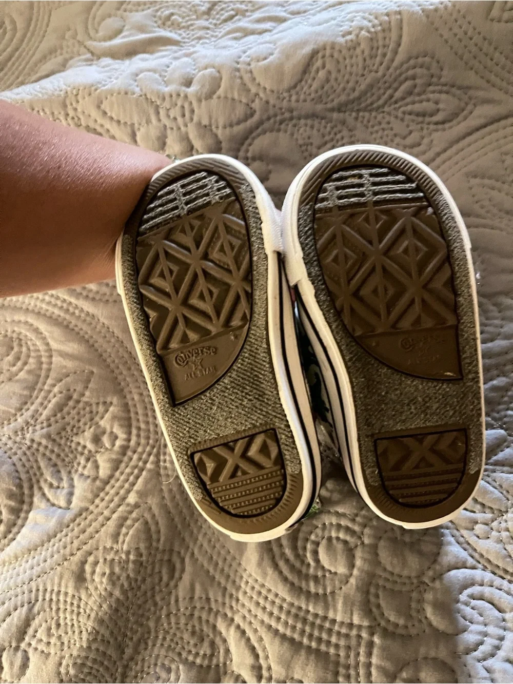 Converse Kids White Canvas Velcro Sneakers Dinosaur Print